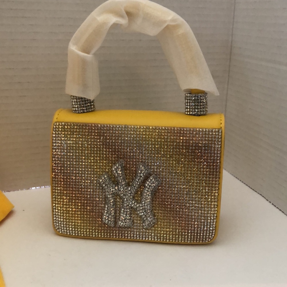 Purse and Hat Sets - Picture 3 of 4